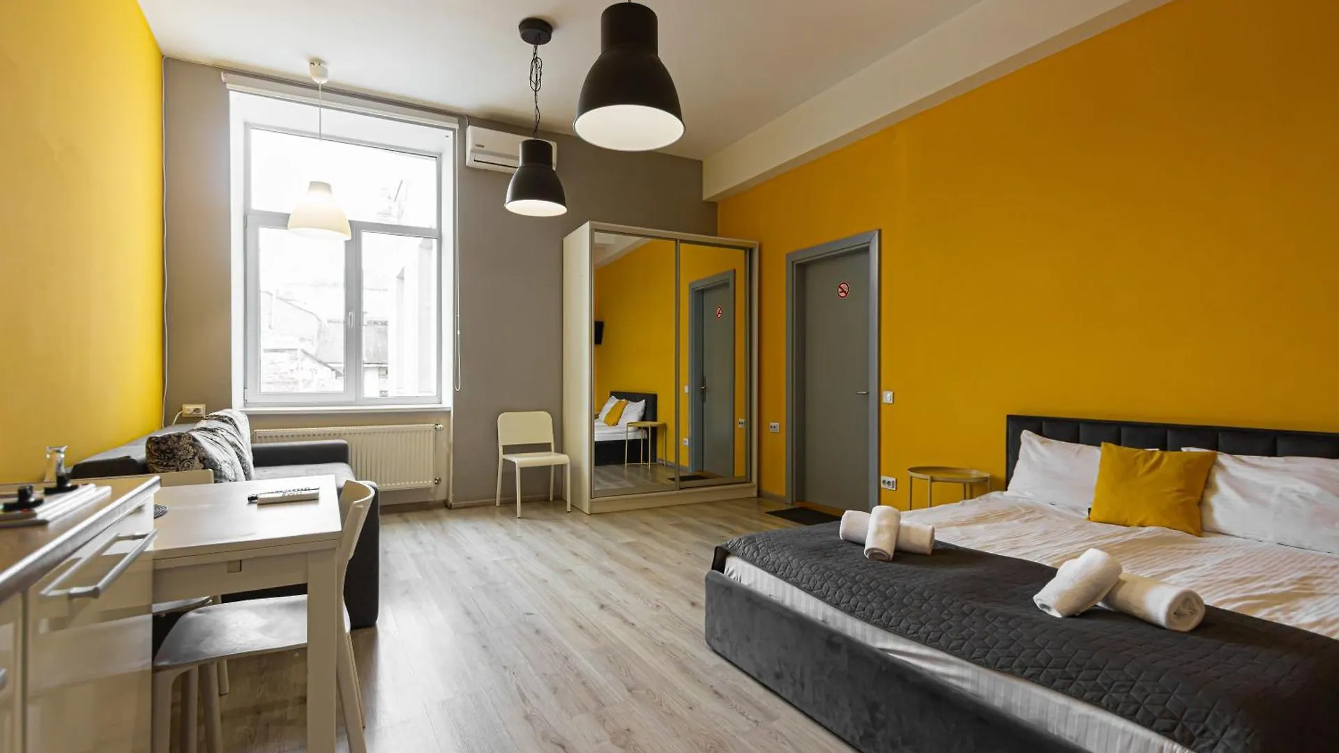 Aparthotel Stories Hub Leopoli