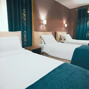  Hotel Eder Albania