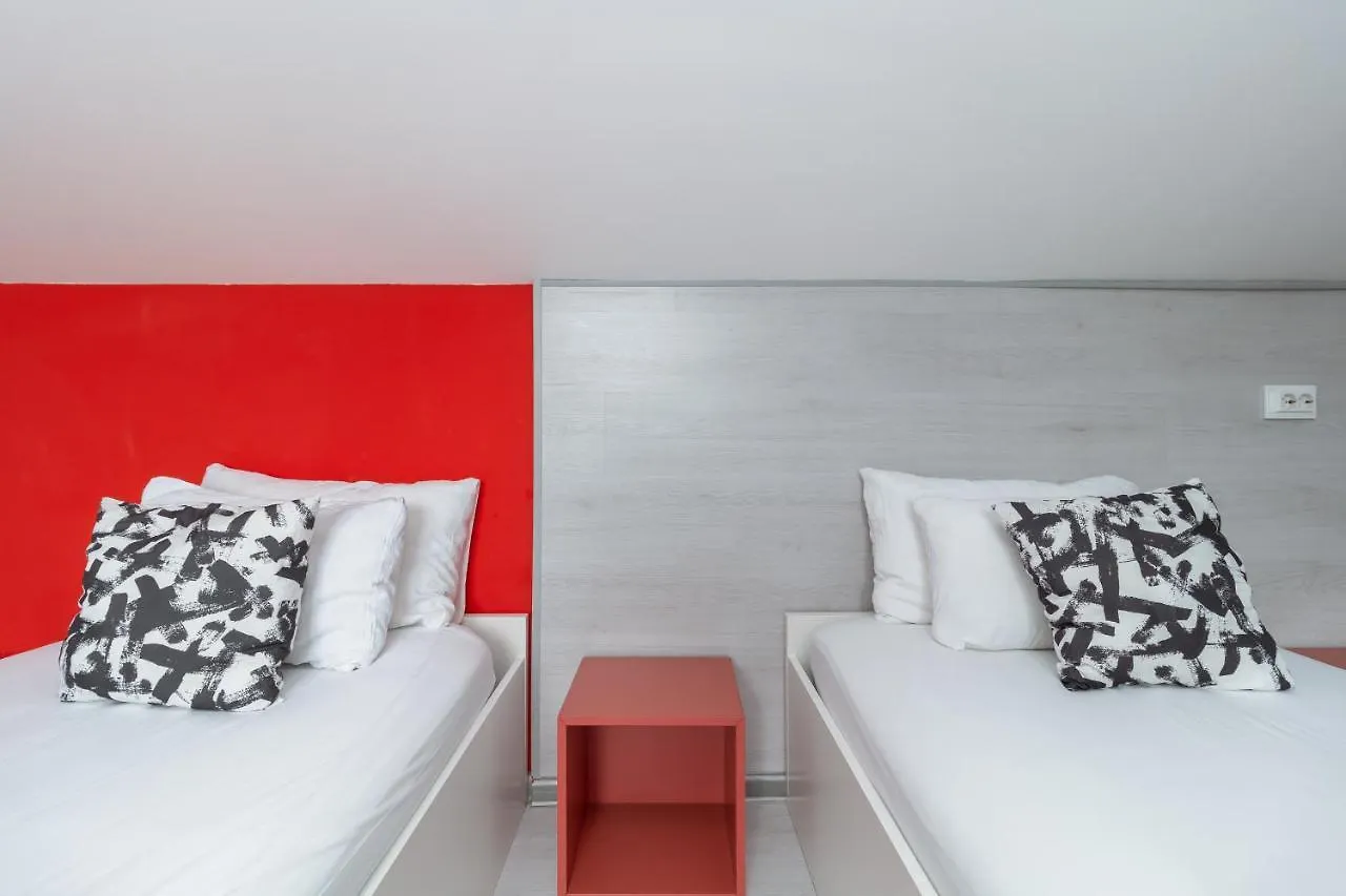 Stories Hub Aparthotel Lviv