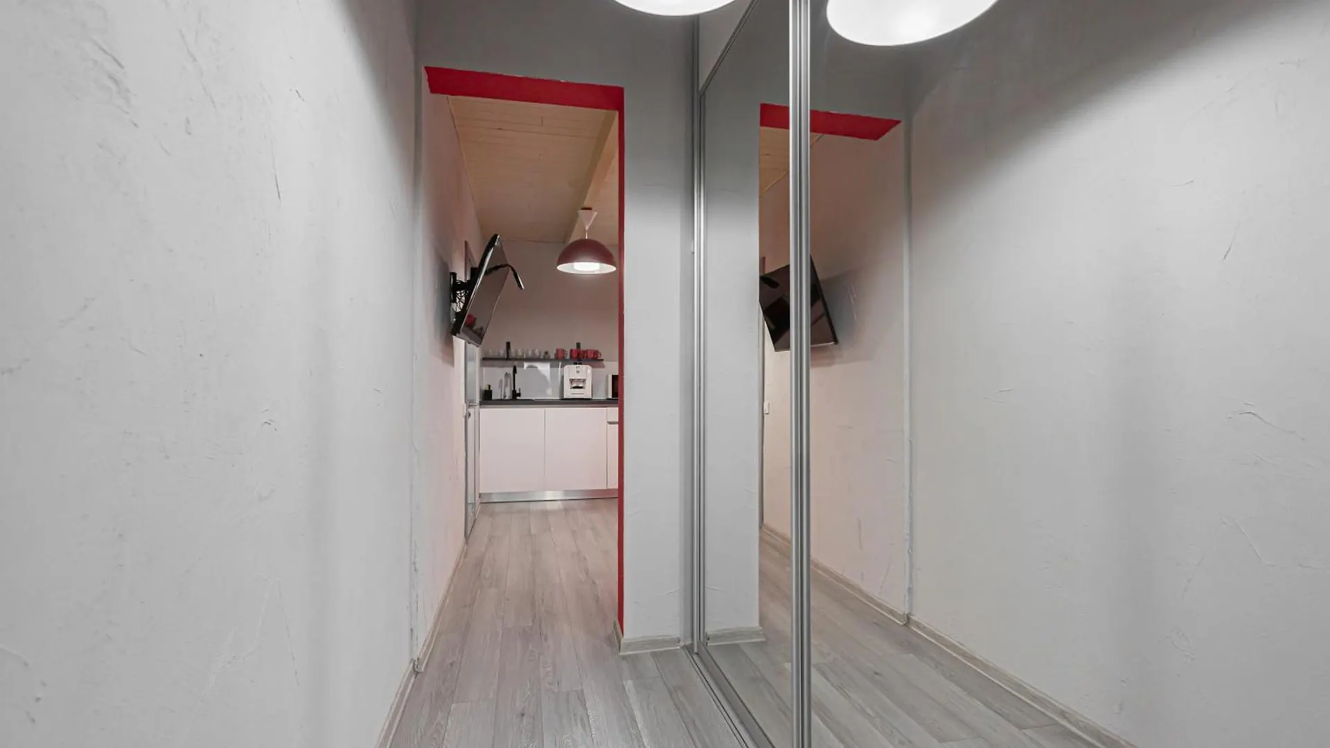 Stories Hub Aparthotel Lviv 3*,
