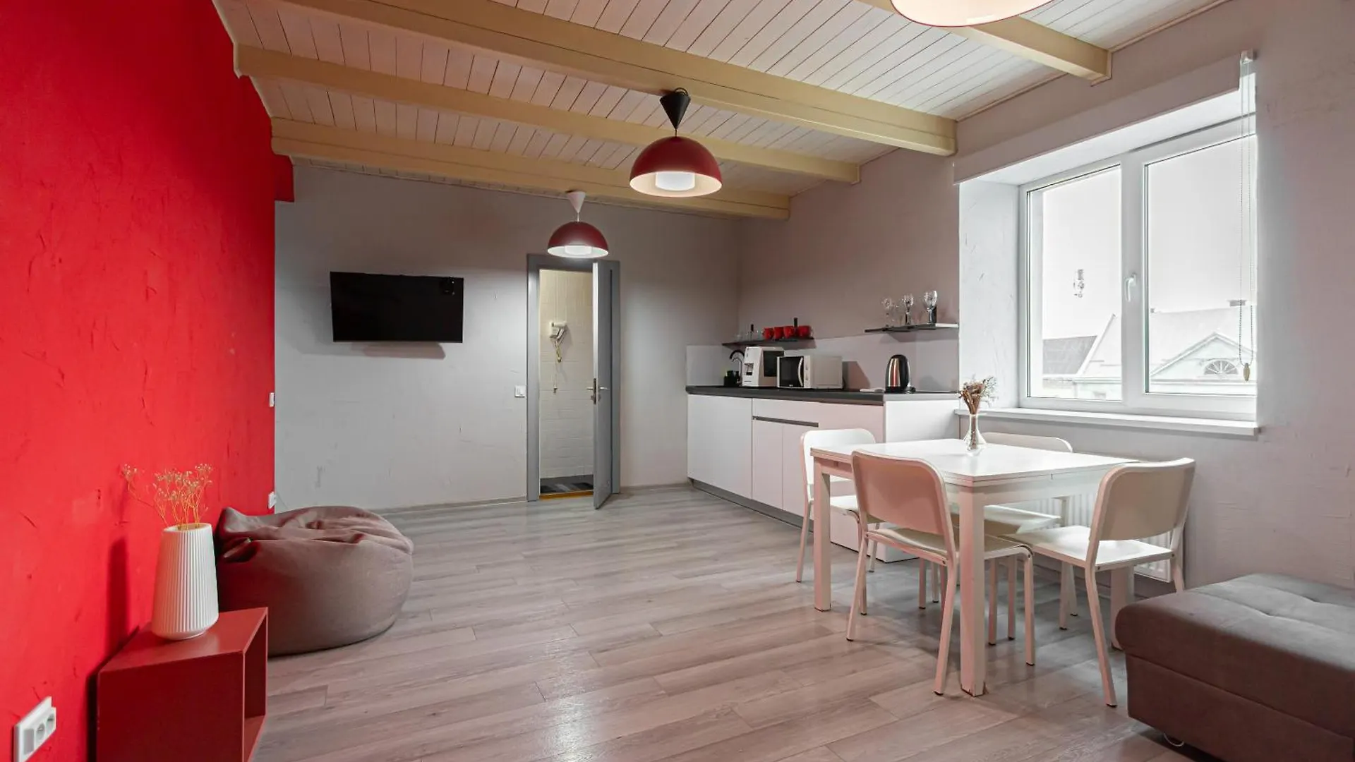 Stories Hub Aparthotel Lviv