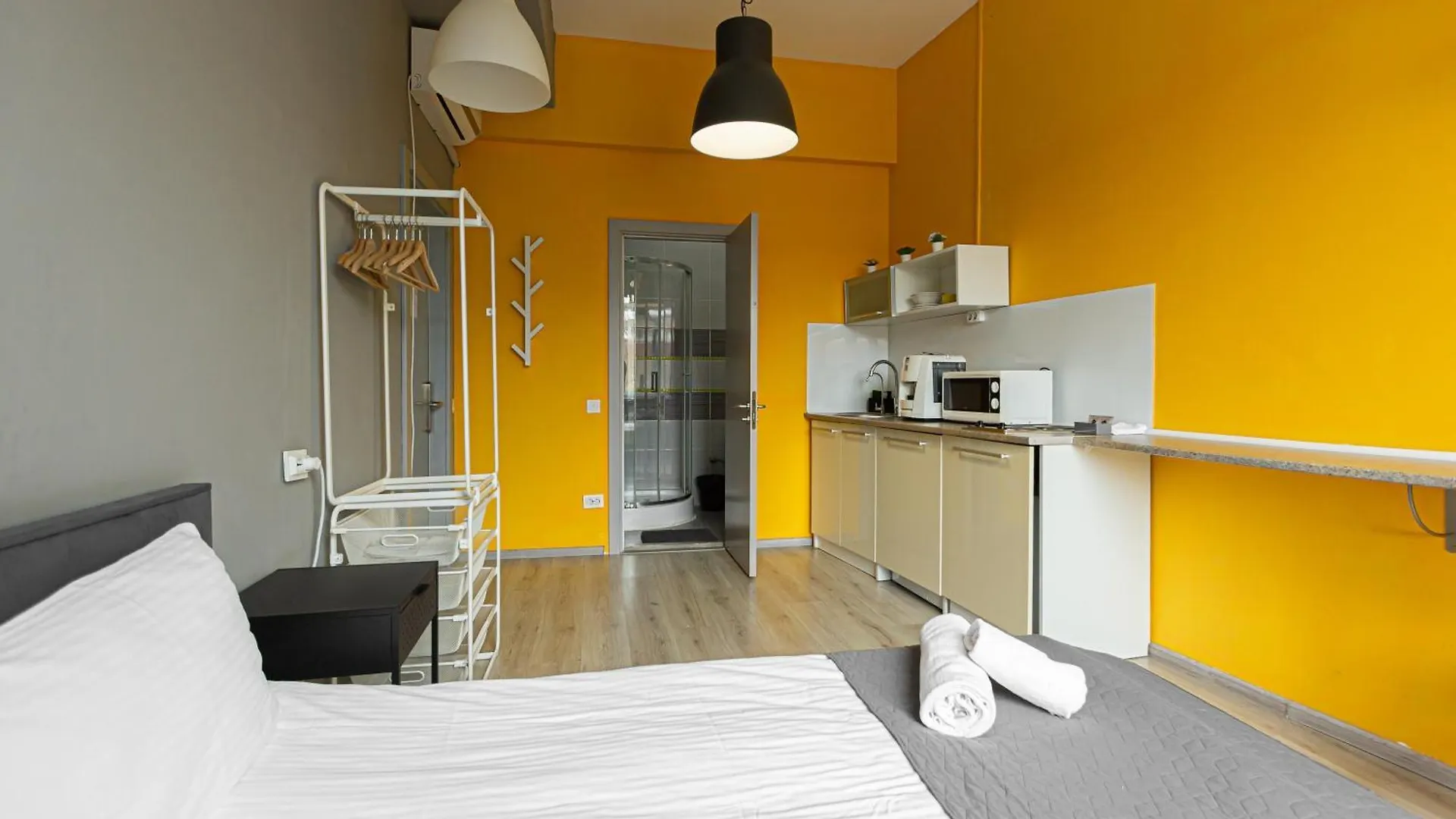 Stories Hub Aparthotel Lviv